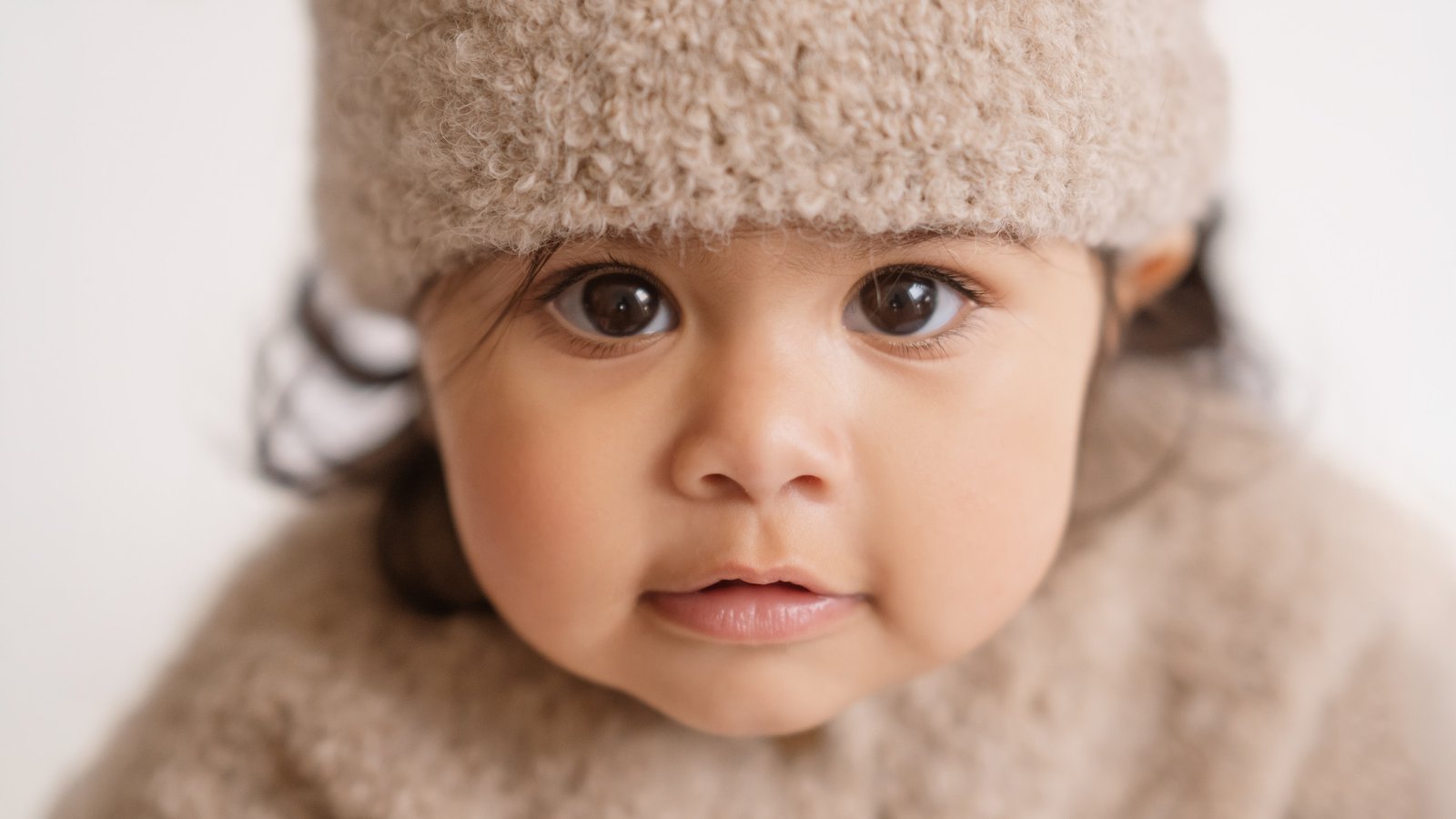 Little Stories Photography — featured portrait 8